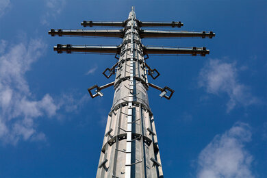 Multifaceted power transmission pole in Lviv