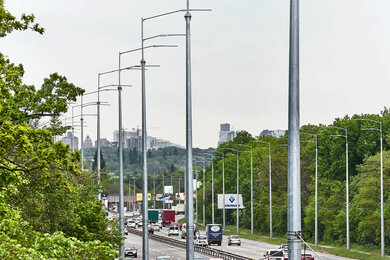 Highway lighting in Kyiv